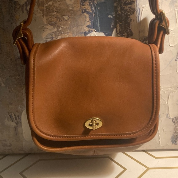 Genuine Vintage 90sCoach Legacy Small flap BritishTan Leather Bag 9965